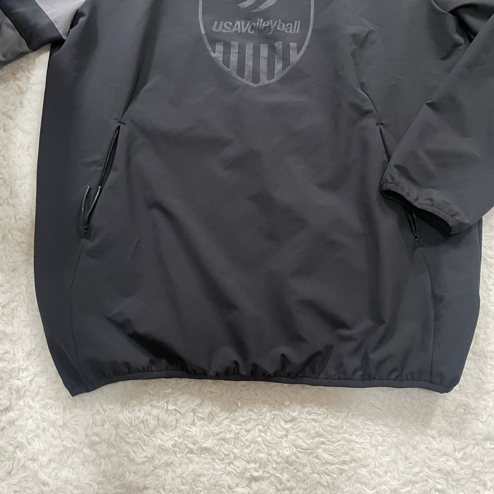 Adidas Men's Black Windbreaker with Gray Accents - Picture 12 of 16
